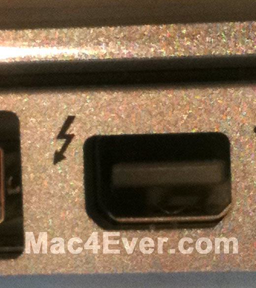 Thunderbolt port (Mini DisplayPort) Thunderbolt port (Mini DisplayPort)