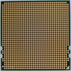  Šestijádrový AMD Opteron 2427 - zespodu (1207 pinů)