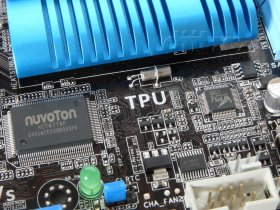 ASUS P8P67: Nuvoton SuperIO + TPU ASUS P8P67: Nuvoton SuperIO + TPU