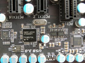 GA-P67A-UD5: Realtek RTL8111E, NEC/Renesas USB 3.0 řadič, Realtek ALC890