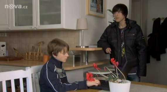 Ulice, 1939. díl - Franta a Mirek (© CET 21 spol. s r.o.) Ulice, 1939. díl - Franta a Mirek (© CET 21 spol. s r.o.)