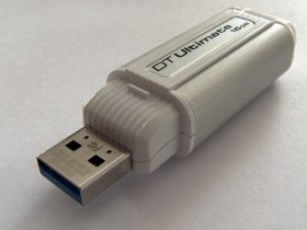 Kingston DT Ultimate 16GB USB 3.0 flash paměť