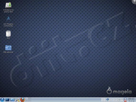 Mageia 1: plocha v KDE Mageia 1: plocha v KDE