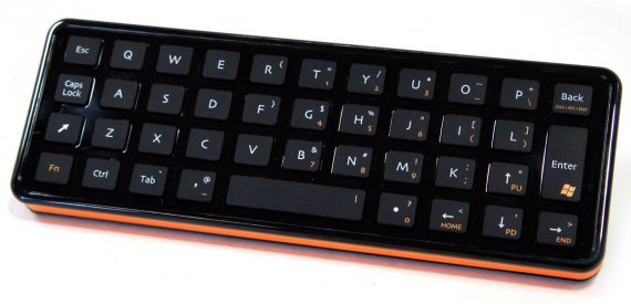 ASUS F1A75-I Deluxe - ovladač ze strany klávesnice