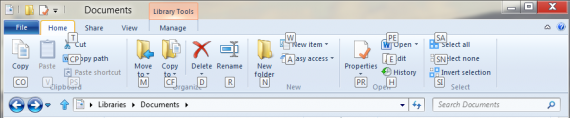Ribbon menu v průzkumníku Windows 8 - zobrazení klávesových zkratek po stisknutí klávesy Alt